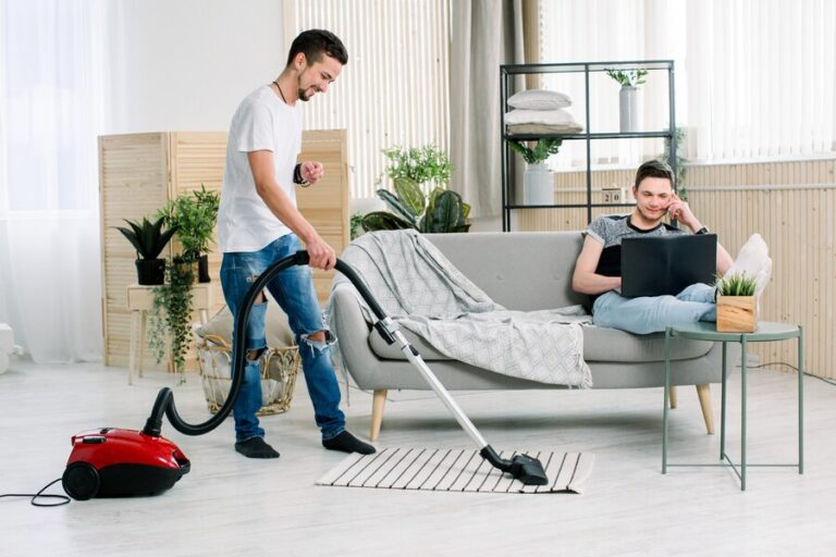 The Ultimate Guide to Rug Cleaning in Melbourne: Professional Care with Pickup and Return Services