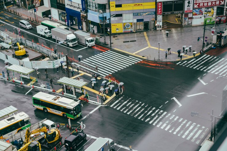 How Urban Planning and Traffic Management Work Together for Safer Cities